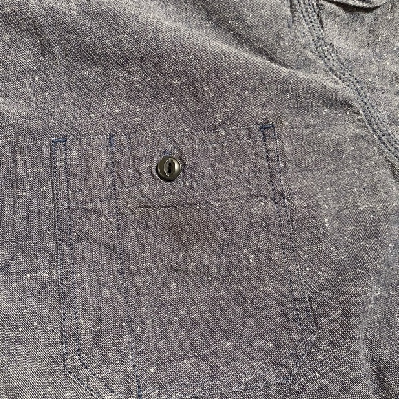 Men’s button up - Picture 5 of 6